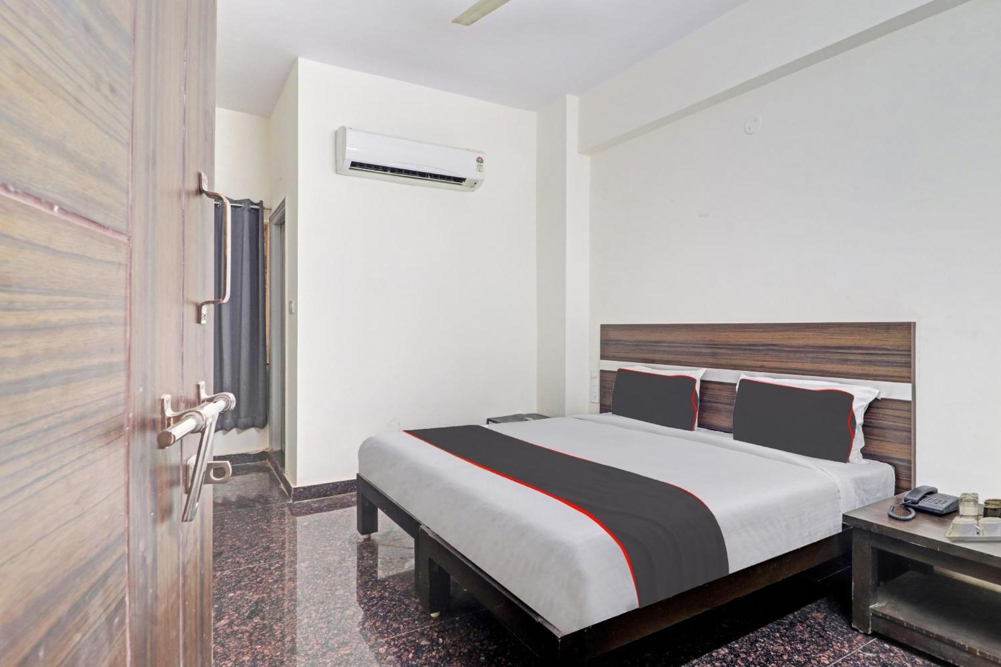 Collection O Ss Metro Ritz Hotel Хидерабад Екстериор снимка